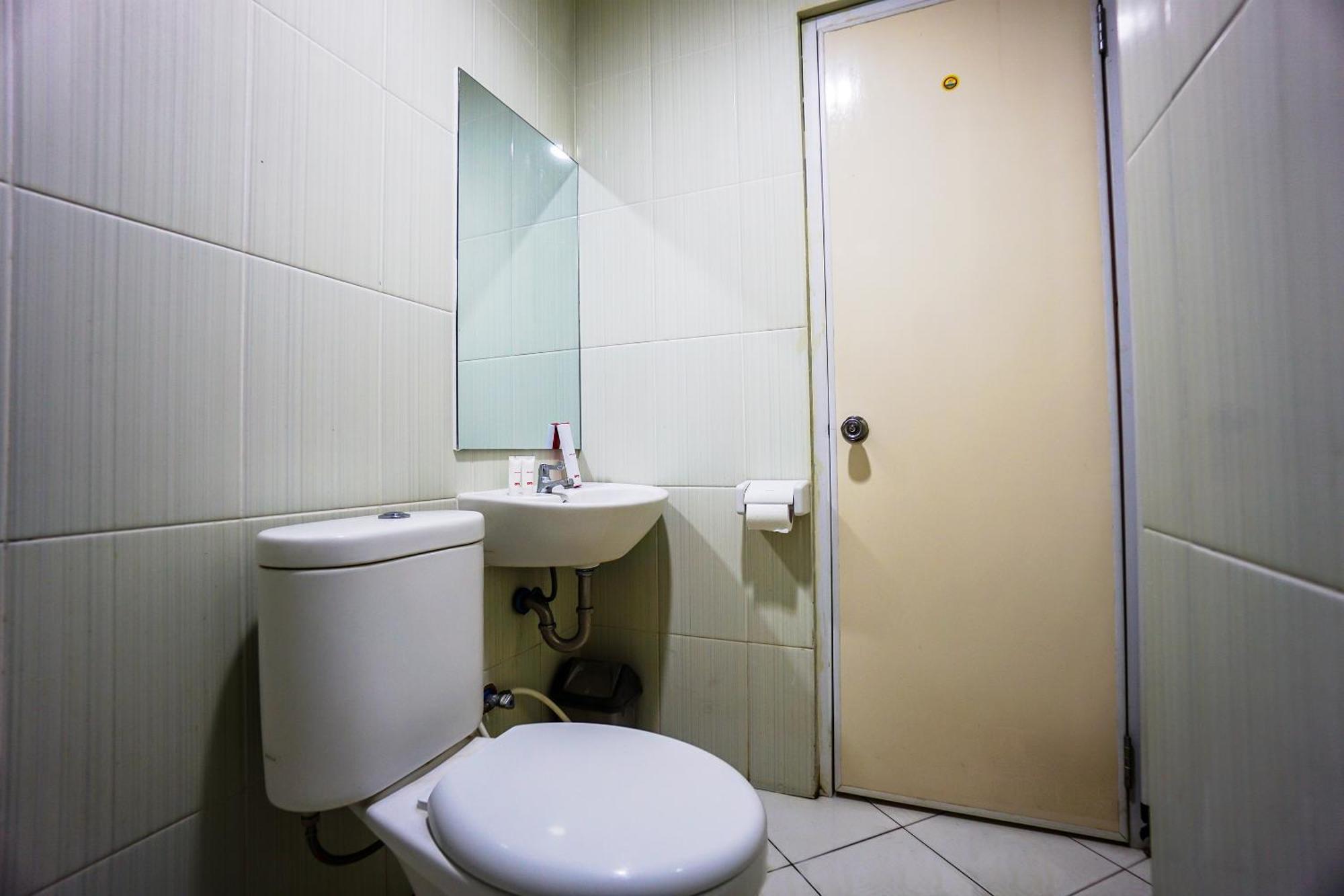 Hotel O Makassar Near Gereja Advent Tikala Baru Formerly Rid'S Hotel Manado Dış mekan fotoğraf